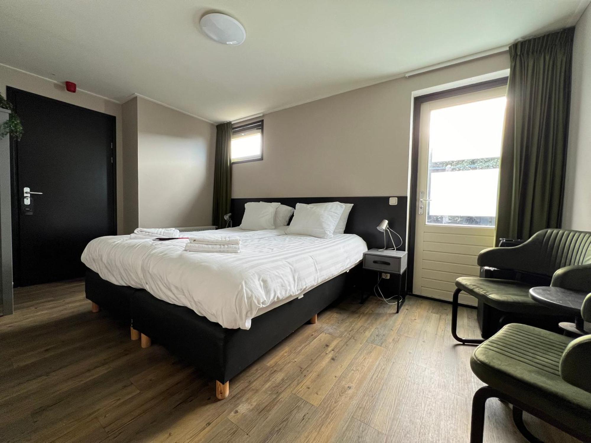 Bij Hen Op Ameland Hotel Hollum  Ngoại thất bức ảnh