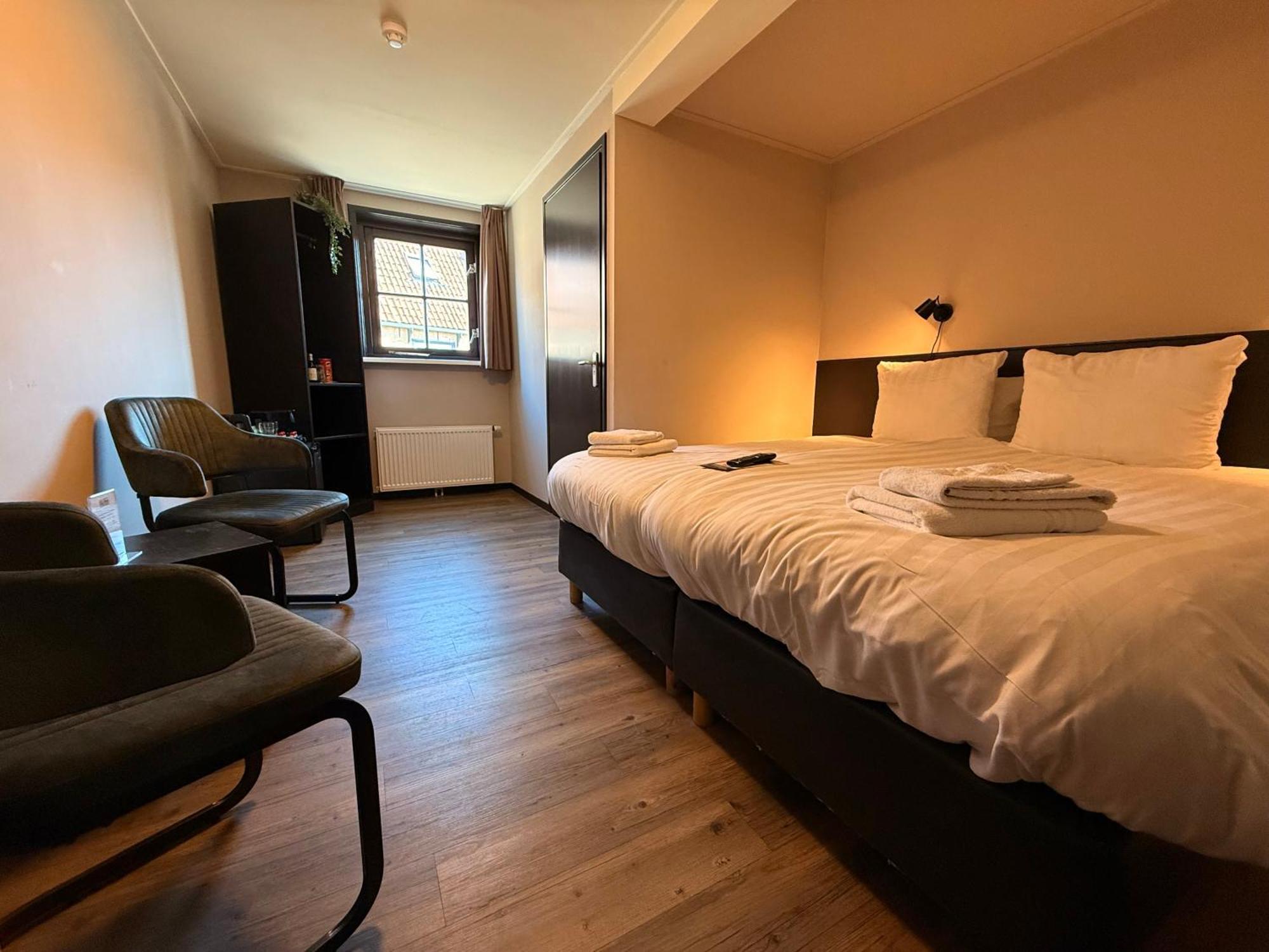 Bij Hen Op Ameland Hotel Hollum  Ngoại thất bức ảnh